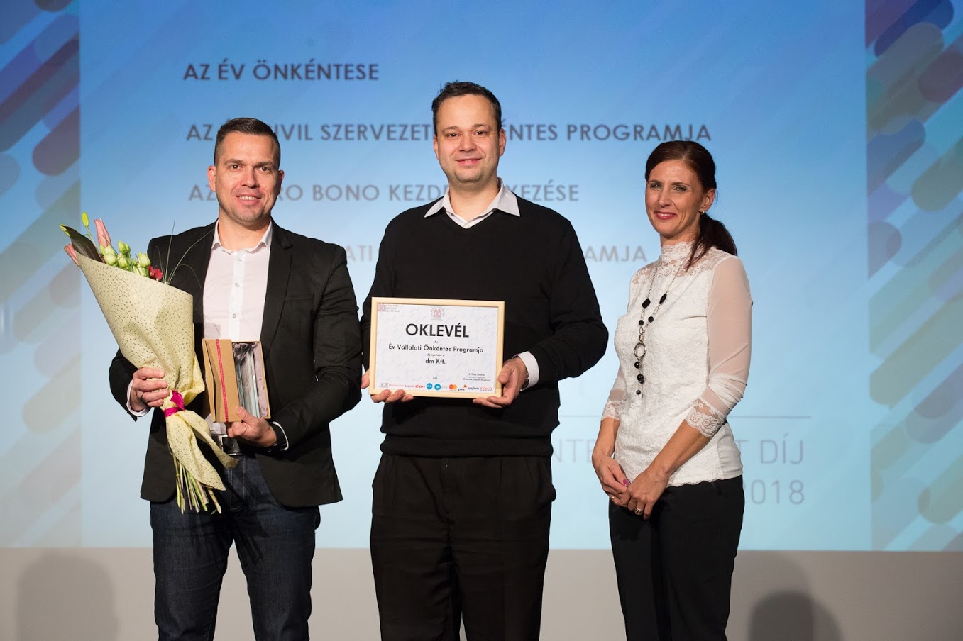 A dm elnyerte az Év Vállalati Önkéntes Programja címet A dm elnyerte az Év Vállalati Önkéntes Programja címet