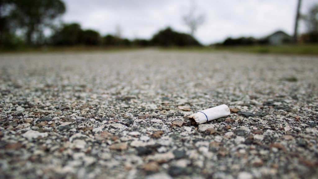 Fizetni kell majd a csikkek eldobásáért Berlinben