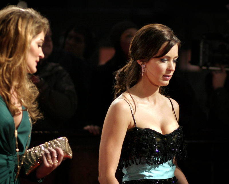 Emily Blunt a 2007-es BAFTA-n Zöld lett a brit filmakadémia díjátadó gálája